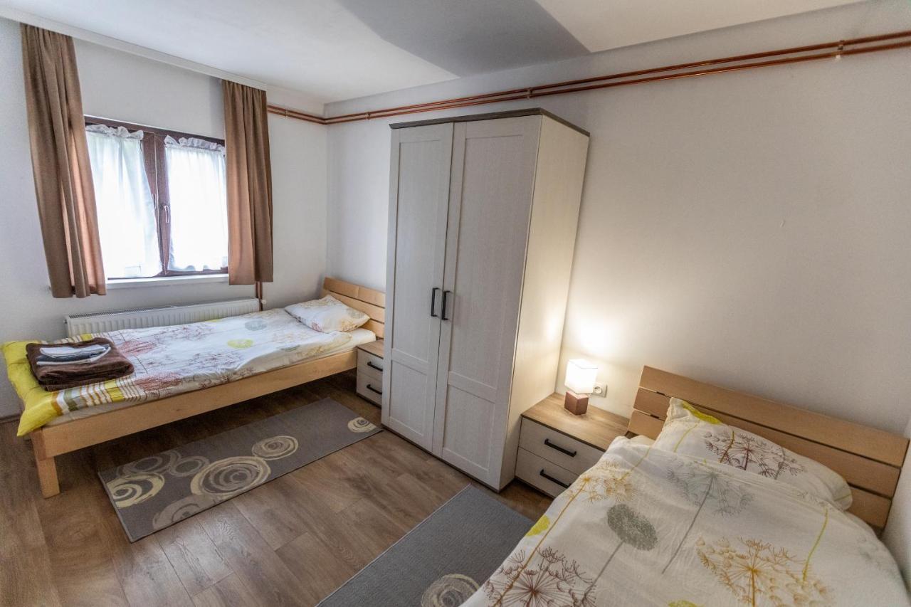 Apartmani Lara Modrus-Kuca Za Odmor Εξωτερικό φωτογραφία